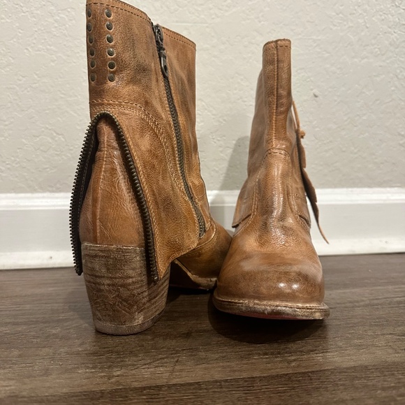 BedStu Leather Tan Boots (Size 8) Steampunk, Victorian Cowgirl - Picture 2 of 8